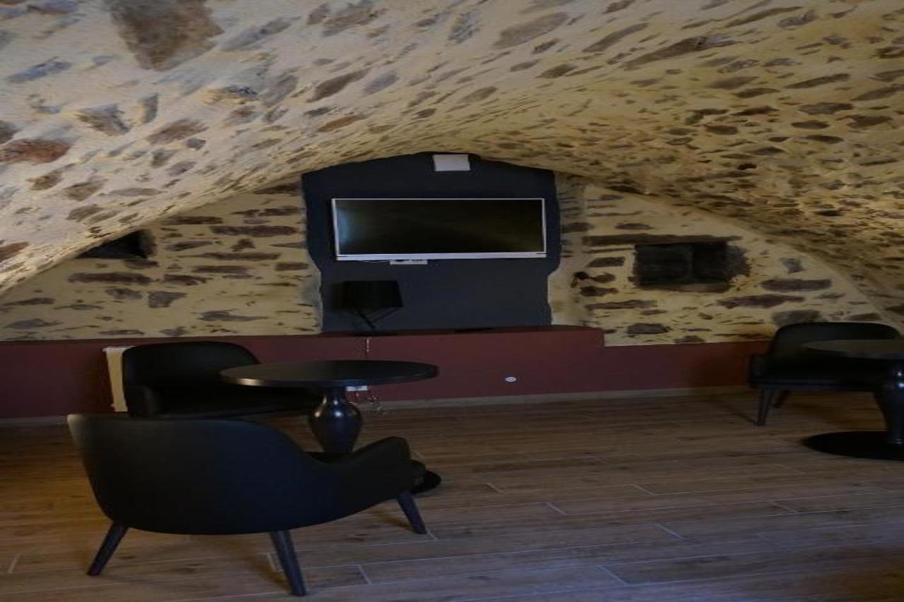 The Originals Relais Hotel Saint-Roch Salzuit Buitenkant foto